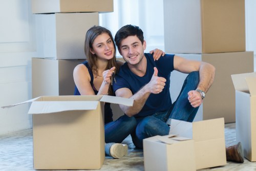 Packing and loading moving boxes for a local move in Germany